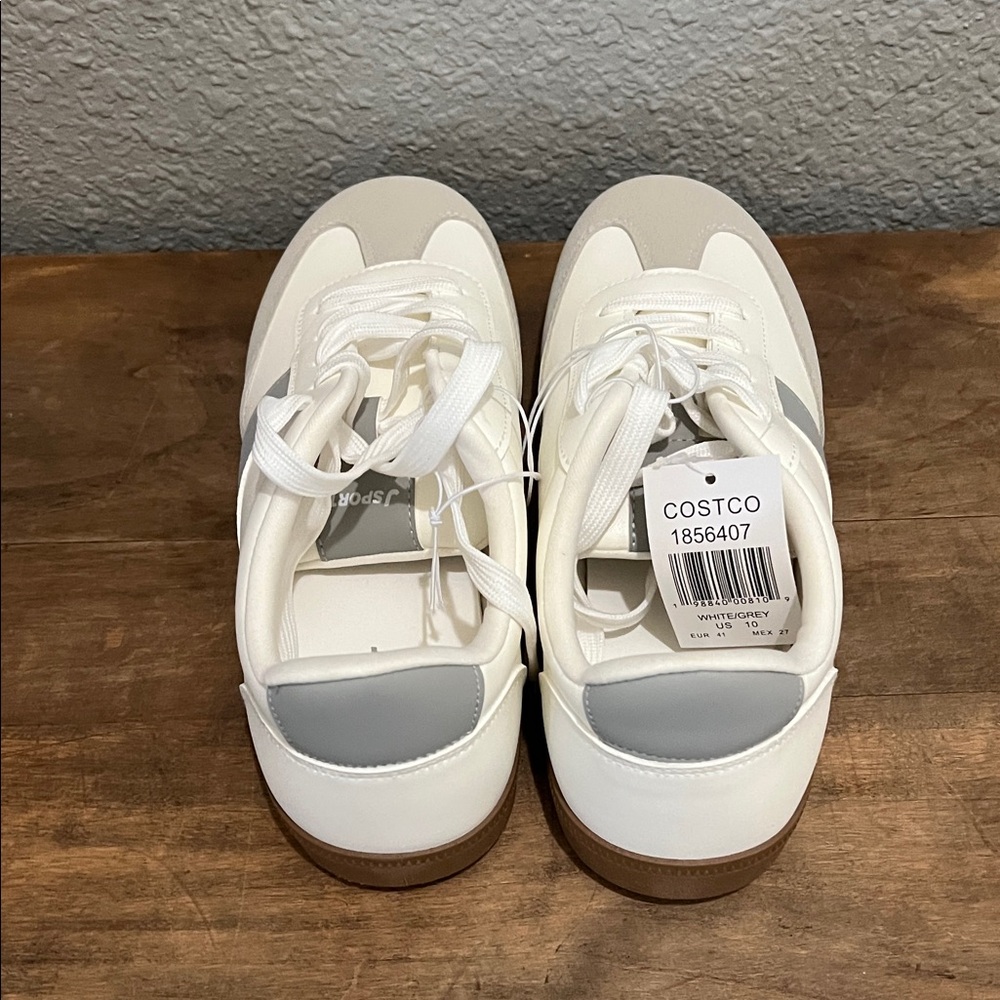 J Sport Women’s cream and Gray Sneakers NEW Size 10 - Picture 4 of 7